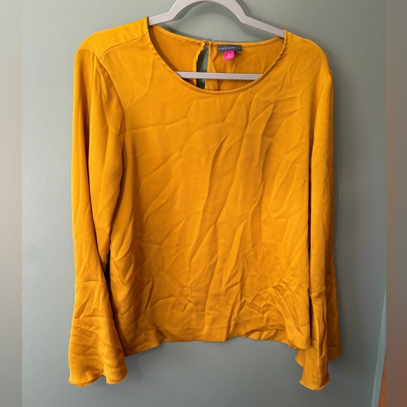 Vince Camuto Yellow Bell Sleeve Bkiuse Size M - Picture 1 of 7